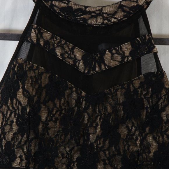 Emerald Sundae Core Social Women's Black Lace Top Cocktail Dress Size Large - Picture 3 of 9